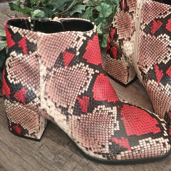 Faux Snakeskin Ankle Boots - Picture 6 of 7